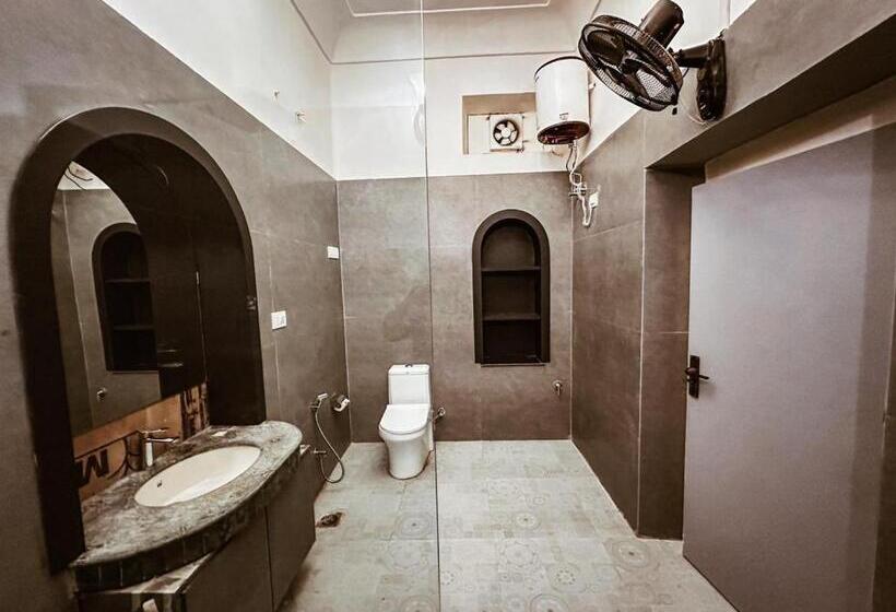 اتاق استاندارد, Dyore House By Bharat Mahal Palace