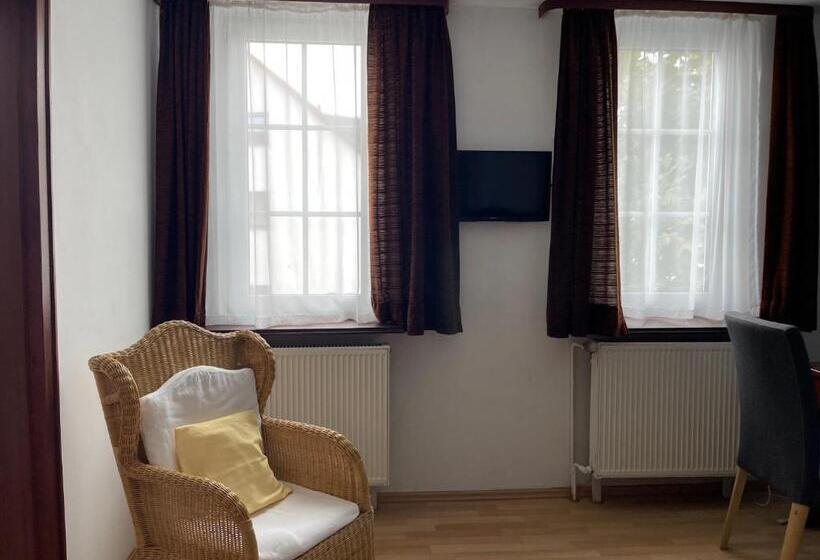 اتاق استاندارد, Rheinischer Hof