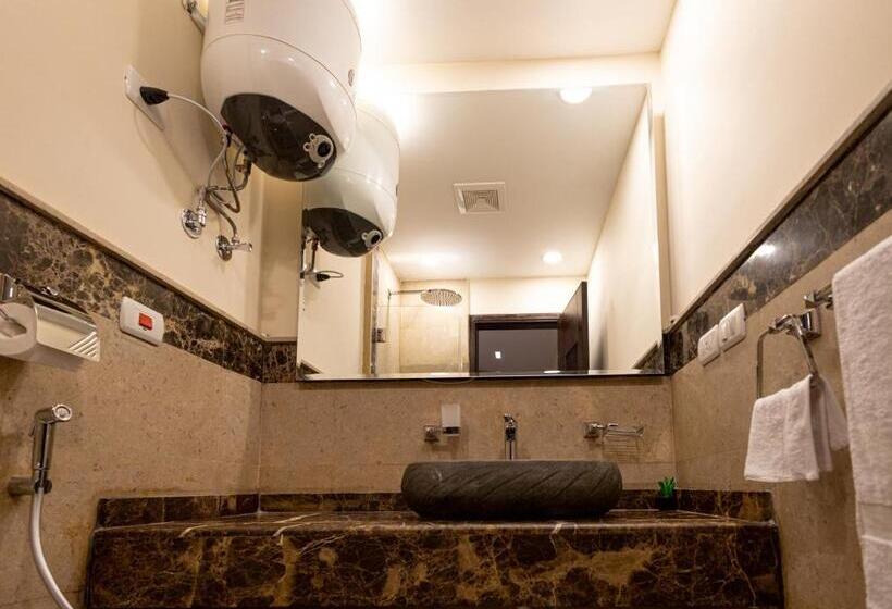 استودیو استاندارد با تراس, Marron Serviced Studios And Rooms