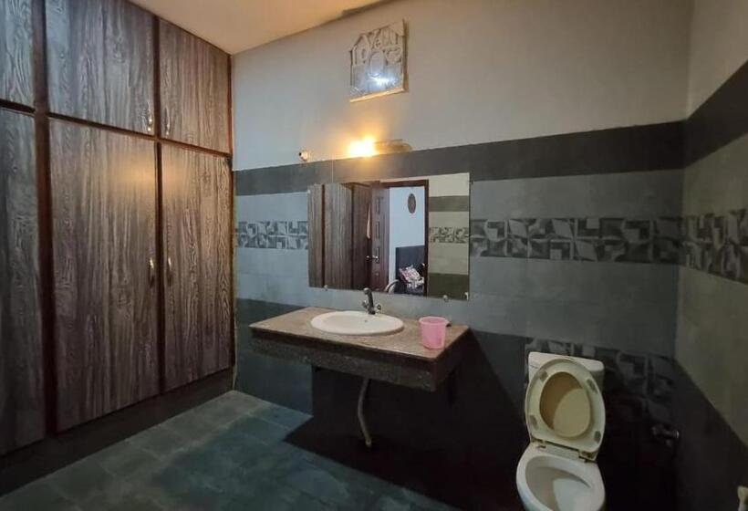 اتاق اکونومی, Family Rooms