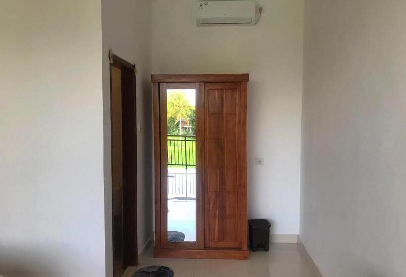اتاق لوکس, Henrynatha Guesthouse