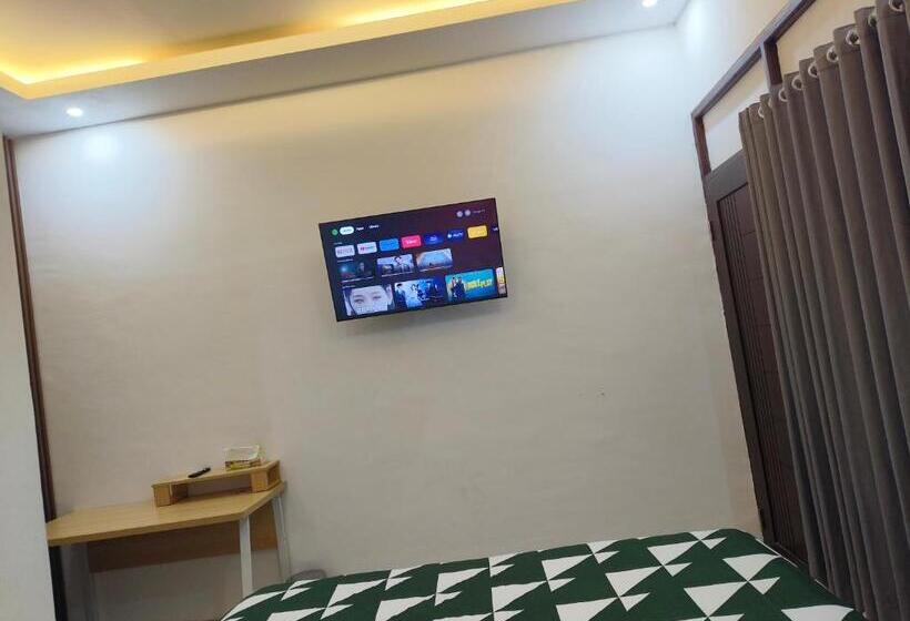 اتاق استاندارد, Justin Guest House