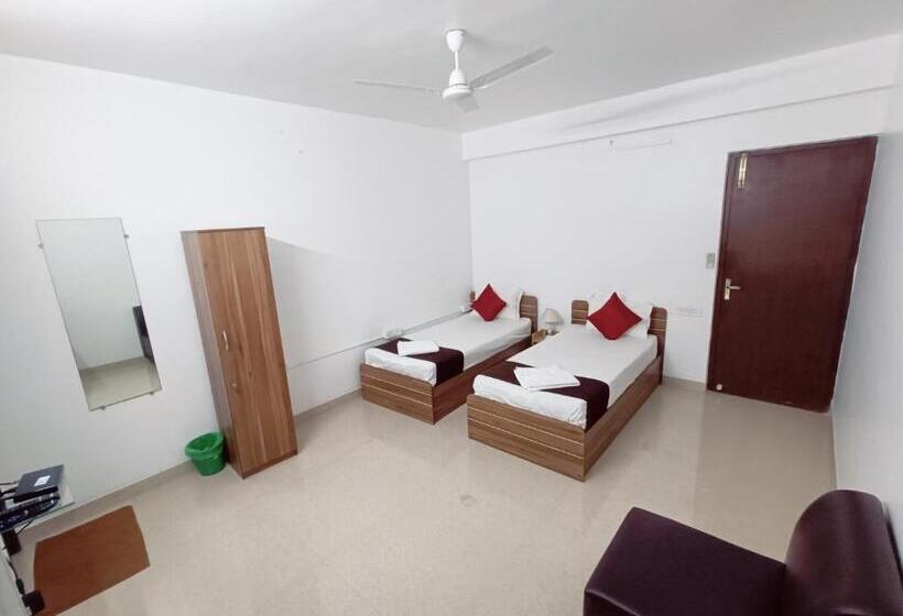 اتاق لوکس, Ramya Residency Porur