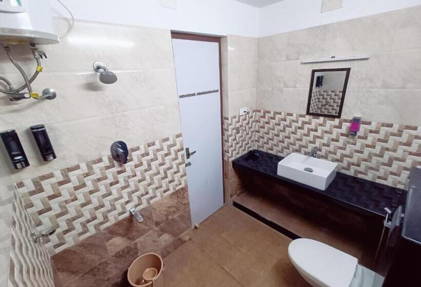Deluxe Suite King Bed, Ramya Residency Porur