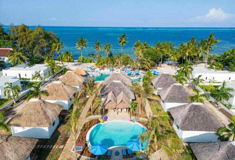 اتاق استاندارد با چشم‌انداز استخر, Turkuaz Beach Zanzibar