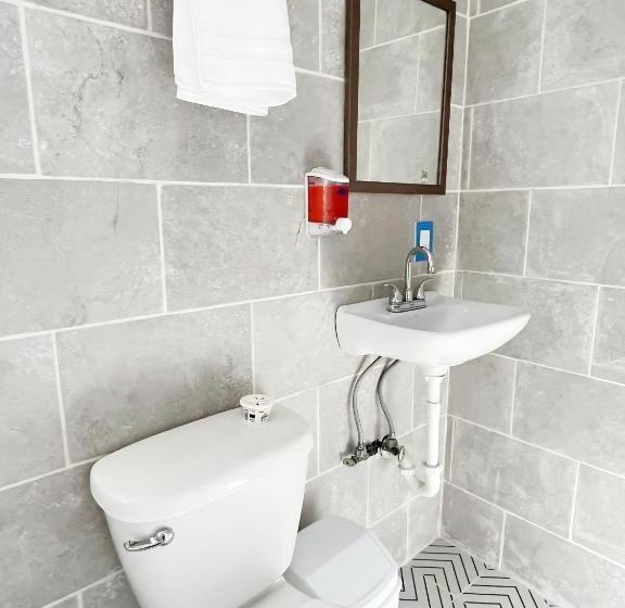 اتاق استاندارد, Aqua Suites