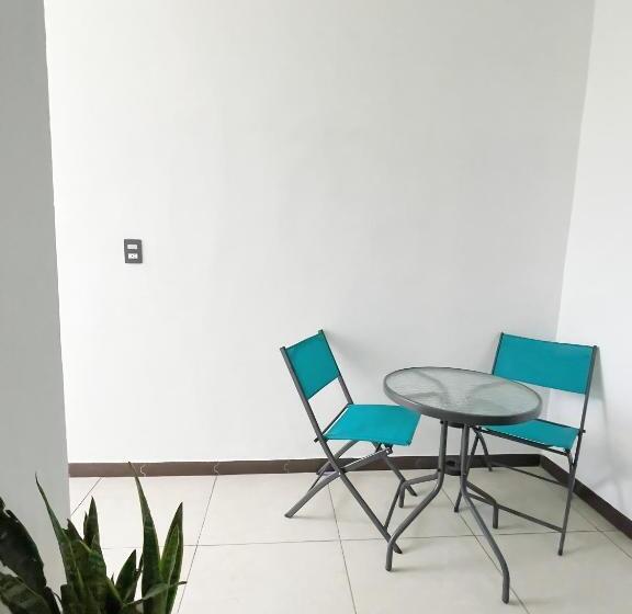 اتاق سوپریور, Aqua Suites