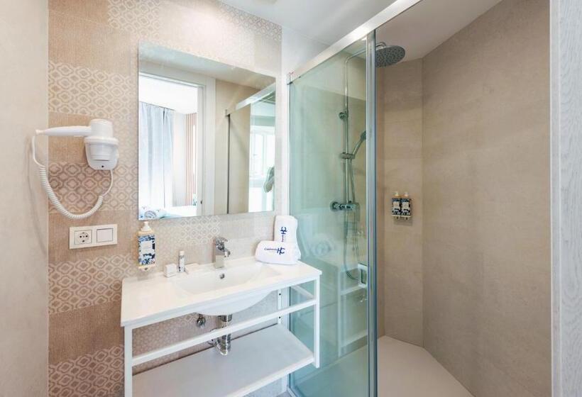 اتاق لوکس با چشم‌انداز دریا, Hc Calahonda Beach Nerja