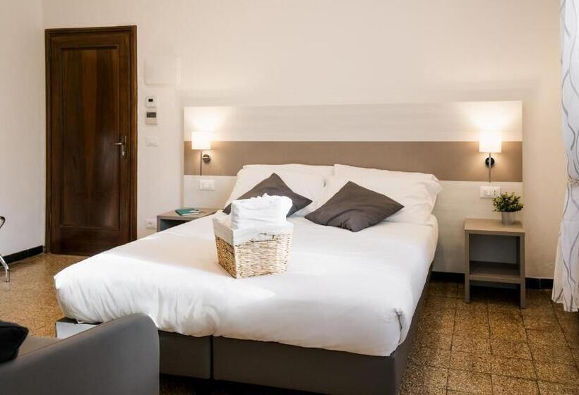 اتاق استاندارد سه نفره, Lamì Room & Apartment