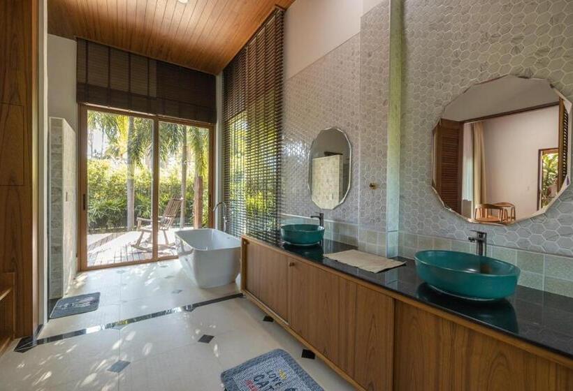 سوییت با استخر, Thammachard29 Resort Baangrood