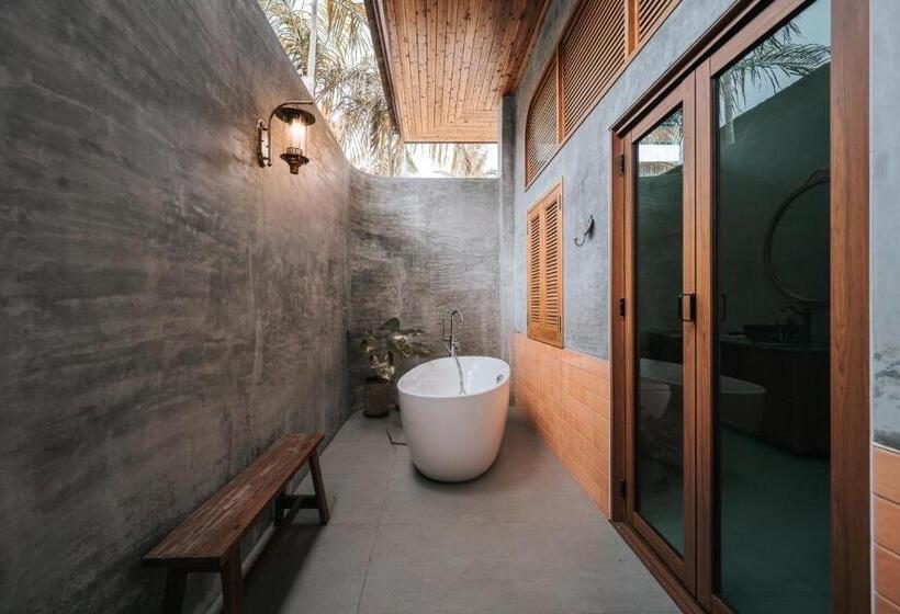 سوئیت با وان آب گرم, Thammachard29 Resort Baangrood