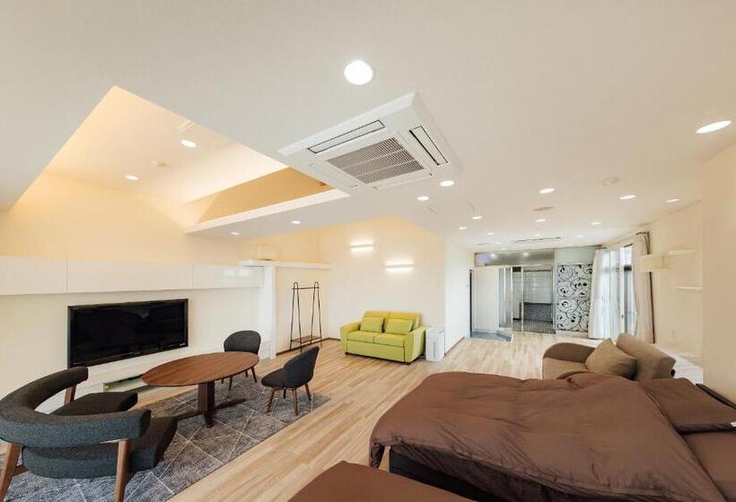 اتاق استاندارد با تراس, The Hotel Obuse