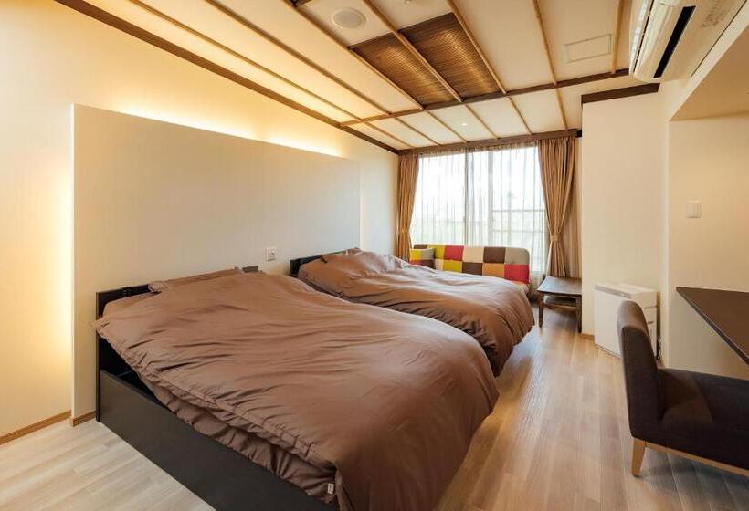 اتاق استاندارد, The Hotel Obuse