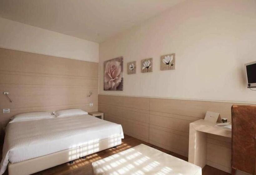 اتاق استاندارد با چشم‌انداز باغ, Bes Hotel Terme Di Palazzago