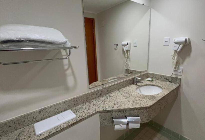 استودیوی استاندارد, Flat Rua Borges Lagoa 1179 Ibirapuera Uh518