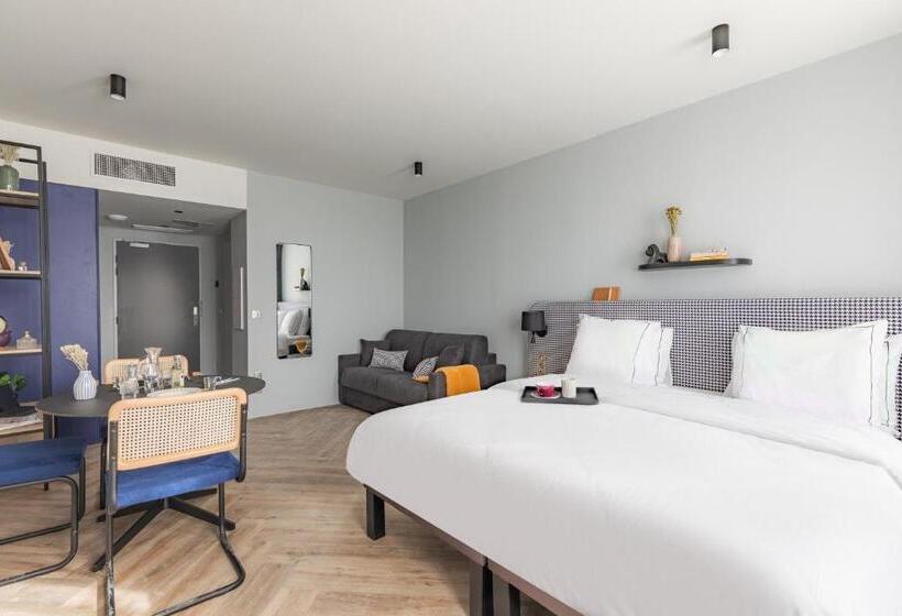 استودیو خانوادگی, Appart City Collection Paris Roissy Cdg Airport