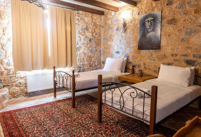 سوییت لوکس, Lithea Mountain Resort