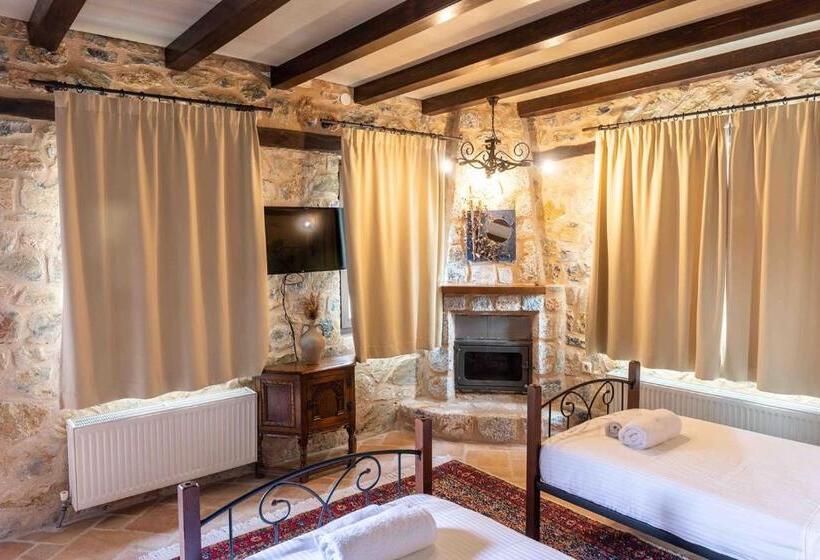 سوییت لوکس, Lithea Mountain Resort