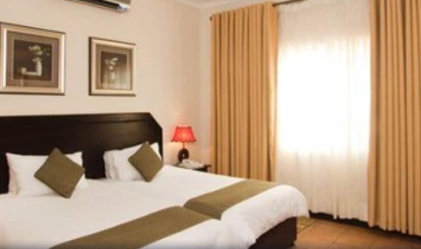 اتاق لوکس, Oasis Motel