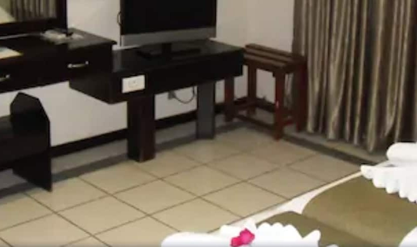 اتاق استاندارد, Oasis Motel