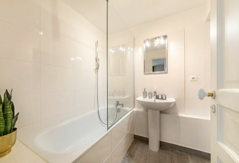 استودیوی لوکس, Résidence Bergère   Appartements
