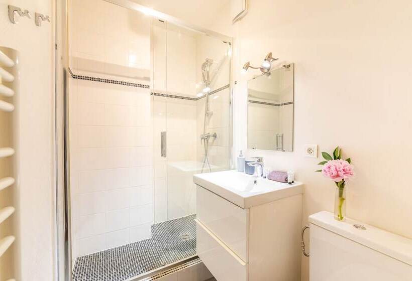 آپارتمان مدیریتی 2 خوابه, Résidence Bergère   Appartements
