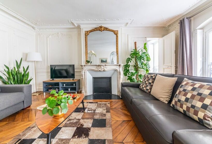2 Bedroom Premium Apartment, Résidence Bergère   Appartements