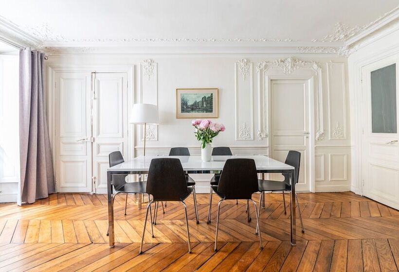 2 Bedroom Premium Apartment, Résidence Bergère   Appartements