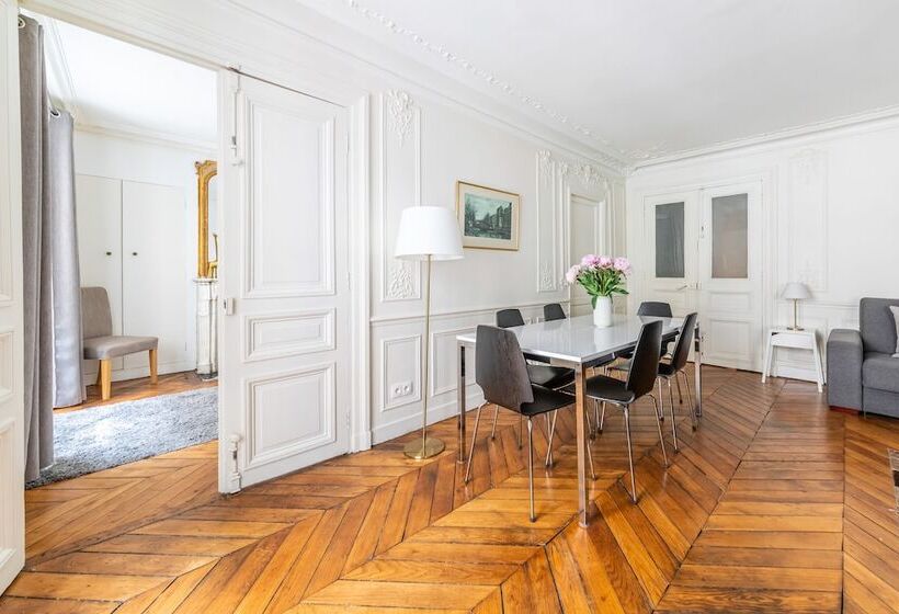 2 Bedroom Premium Apartment, Résidence Bergère   Appartements