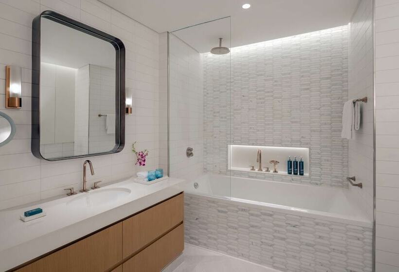 3 Bedroom Duplex Apartment, Hilton Dubai Creek Residences