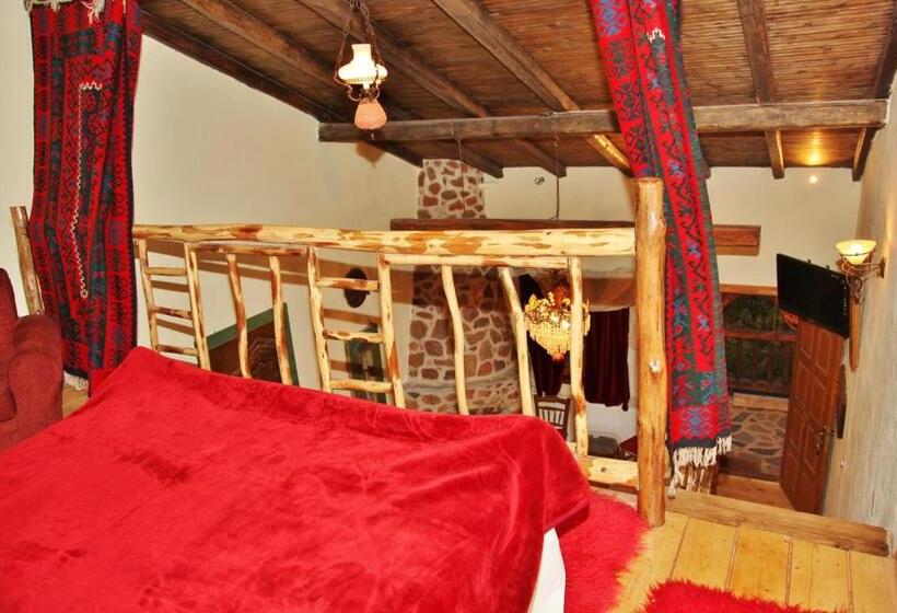 بنگله خانوادگی, Iaspis Guesthouse