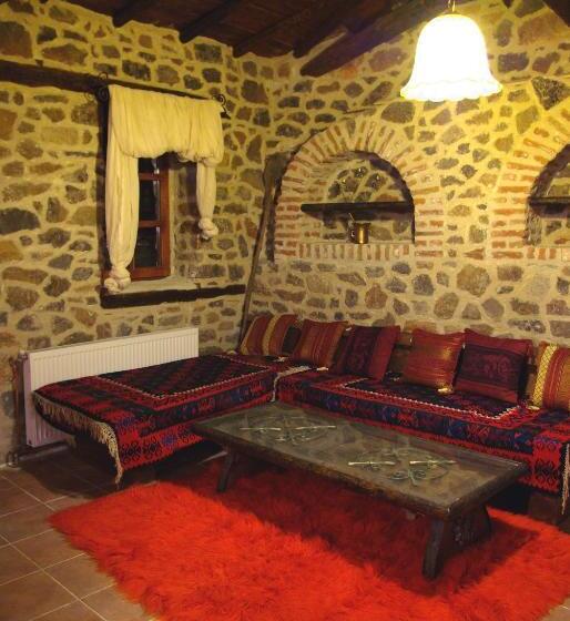 بنگله خانوادگی, Iaspis Guesthouse