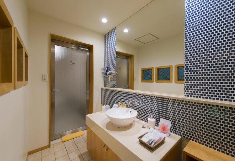 اتاق استاندارد با تخت بزرگ, Chateau Briant