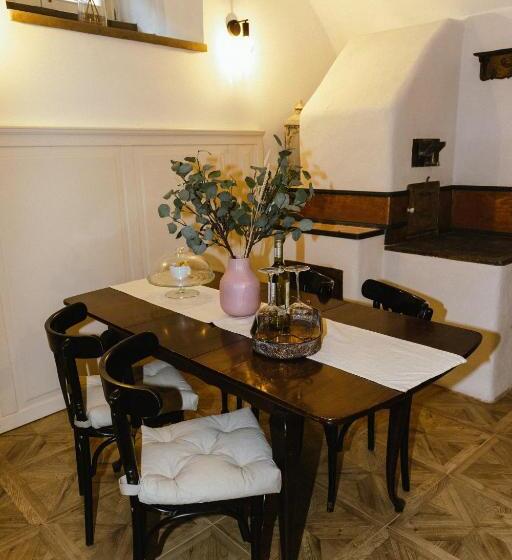 آپارتمان 1 خوابه با تراس, Opera Apartments