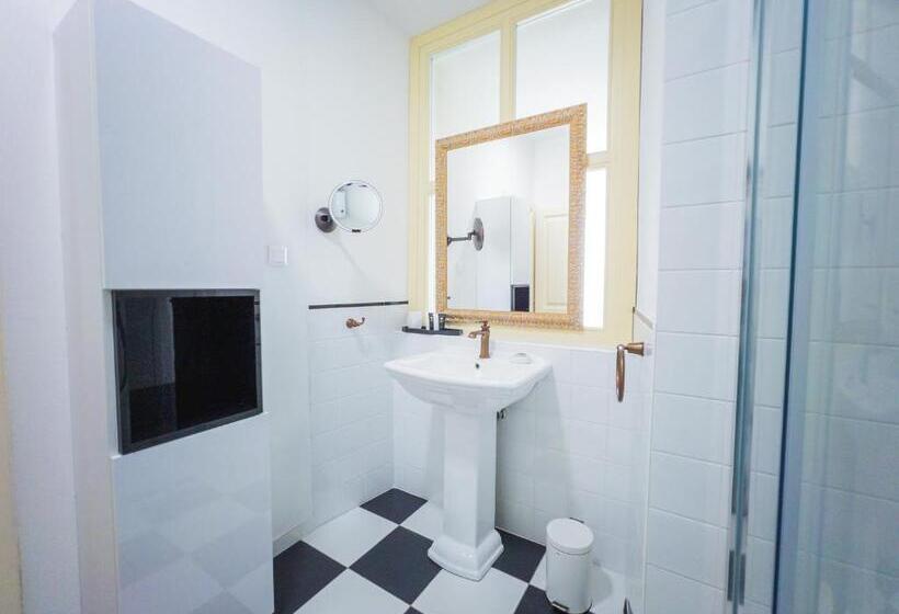 آپارتمان سوپریور 1 خوابه, Opera Apartments