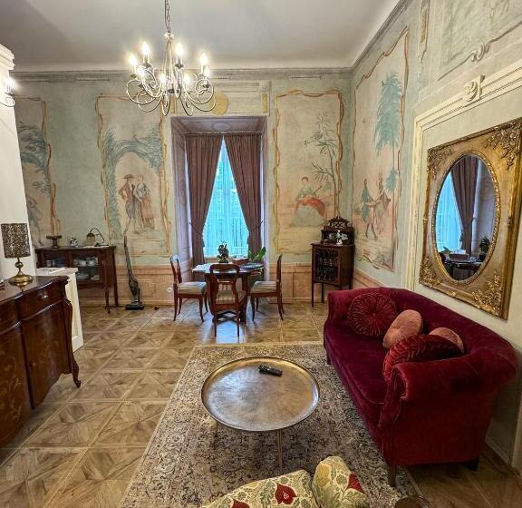 آپارتمان لوکس 1 خوابه, Opera Apartments