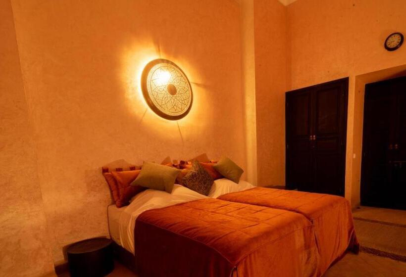 ویلای یک اتاق خوابه با استخر شنا, Villa Septha