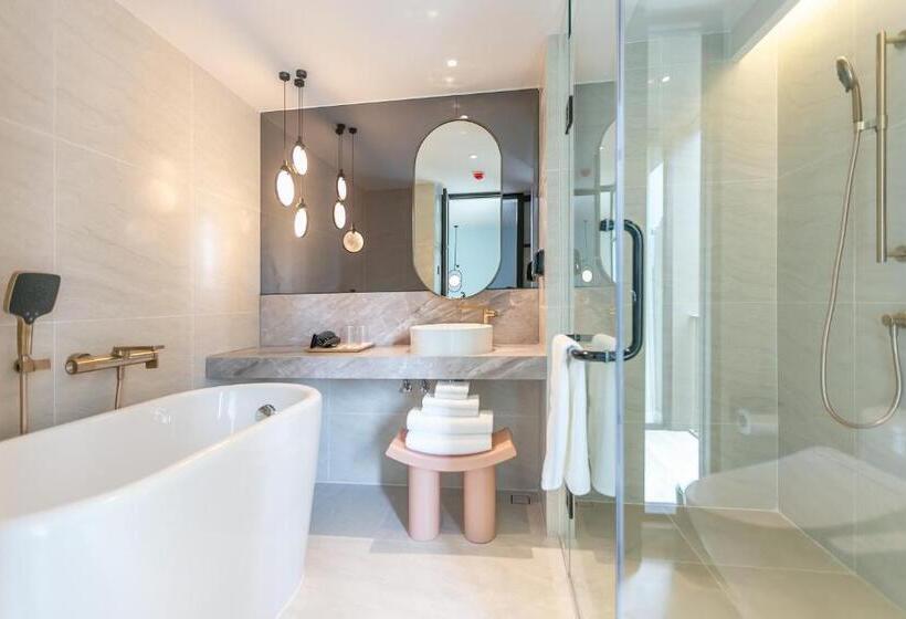 اتاق لوکس, The Sacha Apart Hotel Thonglor