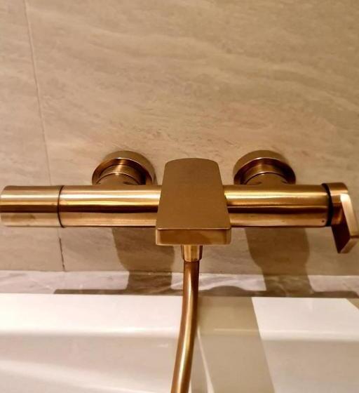 سوییت لوکس, The Sacha Apart Hotel Thonglor