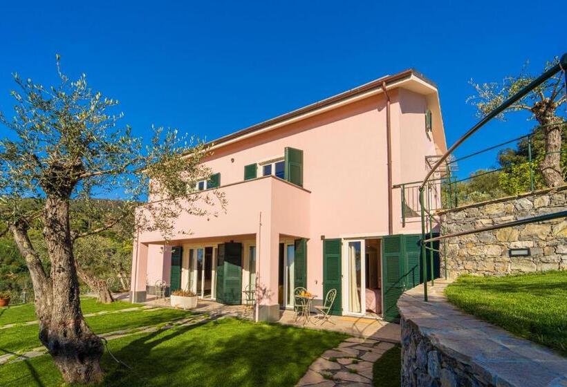 اتاق لوکس با چشم‌انداز دریا, Villa Chicchi   Sestri Levante
