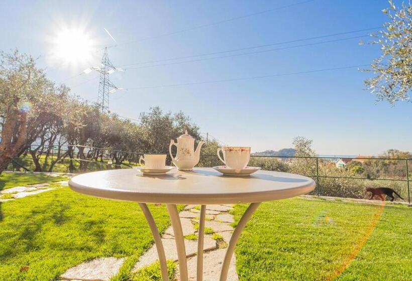 اتاق لوکس با چشم‌انداز دریا, Villa Chicchi   Sestri Levante