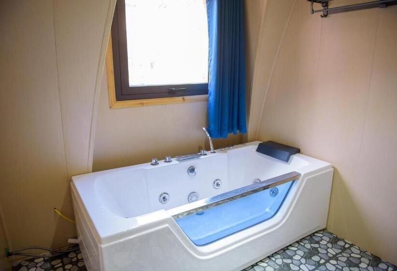 اتاق خانوادگی, Gạo Farm Stay