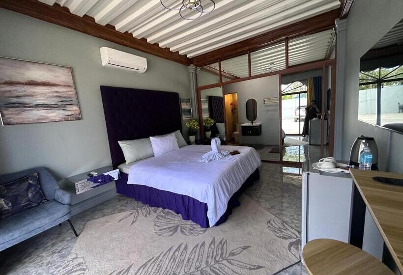 جناح ديلوكس سرير كينج, Lawson’s Beach Resort