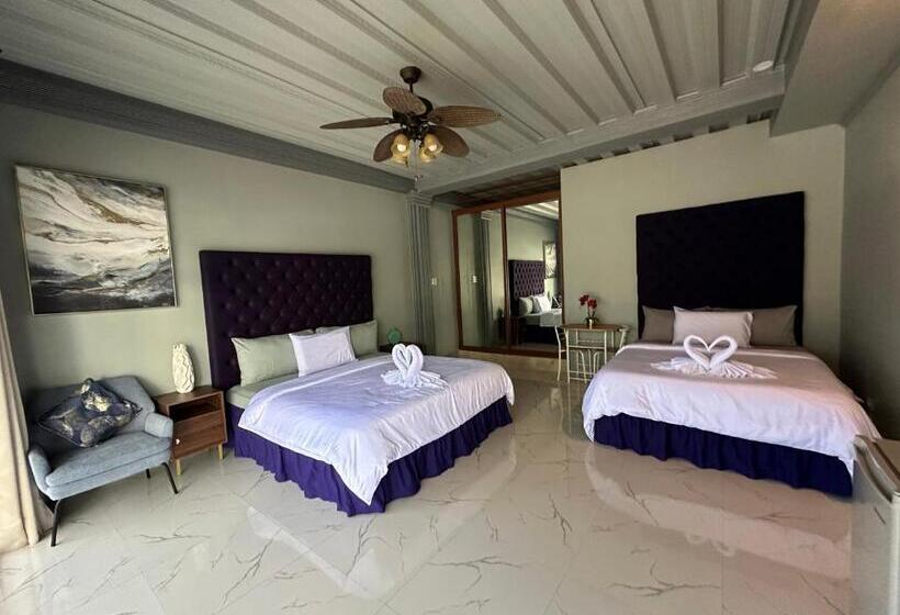 غرفة عائلية ذات إطلالة جانبية على البحر, Lawson’s Beach Resort