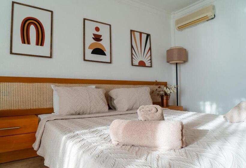 اتاق استاندارد با چشم‌انداز باغ, Regulus Beach Resort