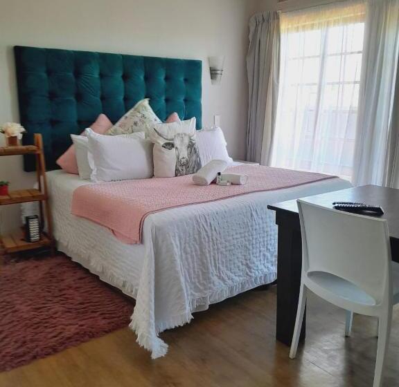 سوئیت با تخت بزرگ, Adante Lodge 27 Mlonyeni