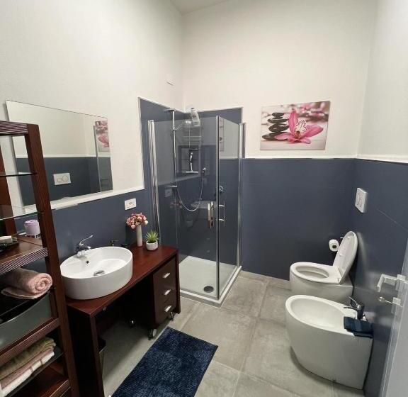 اتاق لوکس با تخت بزرگ, B&b 3 Stelle   La Perla Bianca