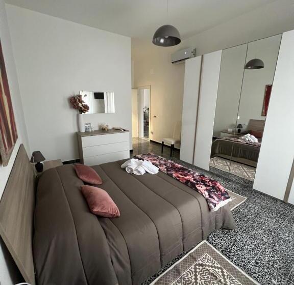 اتاق لوکس با تخت بزرگ, B&b 3 Stelle   La Perla Bianca