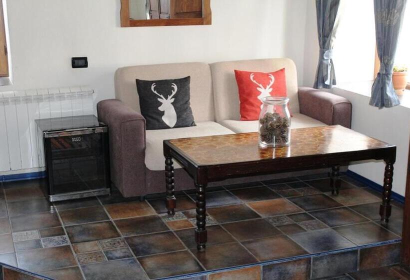 اتاق خانوادگی, Chalet Garibaldi   Total Chalets   Fully Catered