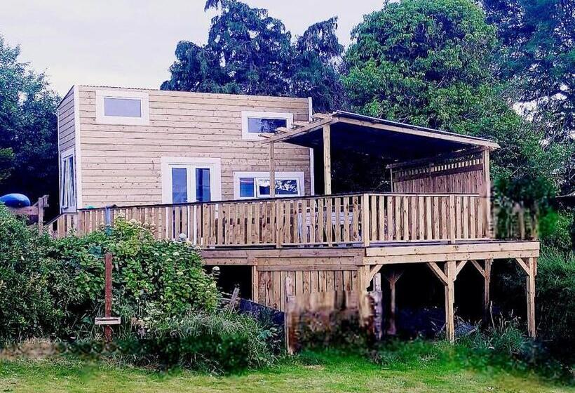 اتاق استاندارد, The Wee Tiny Home